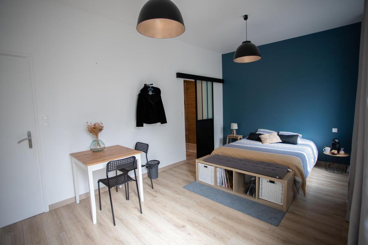 Chambre Au Coeur De Loudun Apartment ภายนอก รูปภาพ